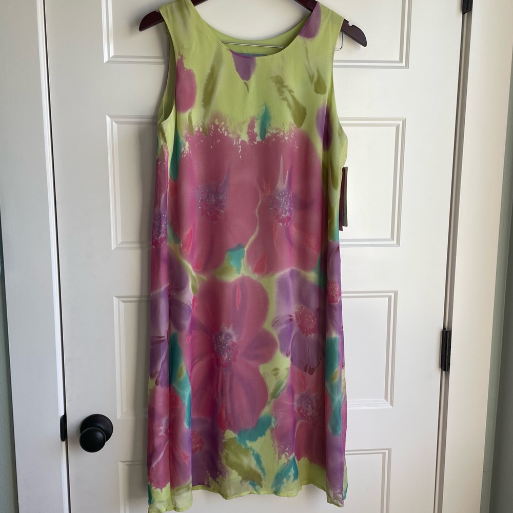 Carol Anderson Dream Poppy Kiwi Color Floral Dress 5532 Womens New Size Medium